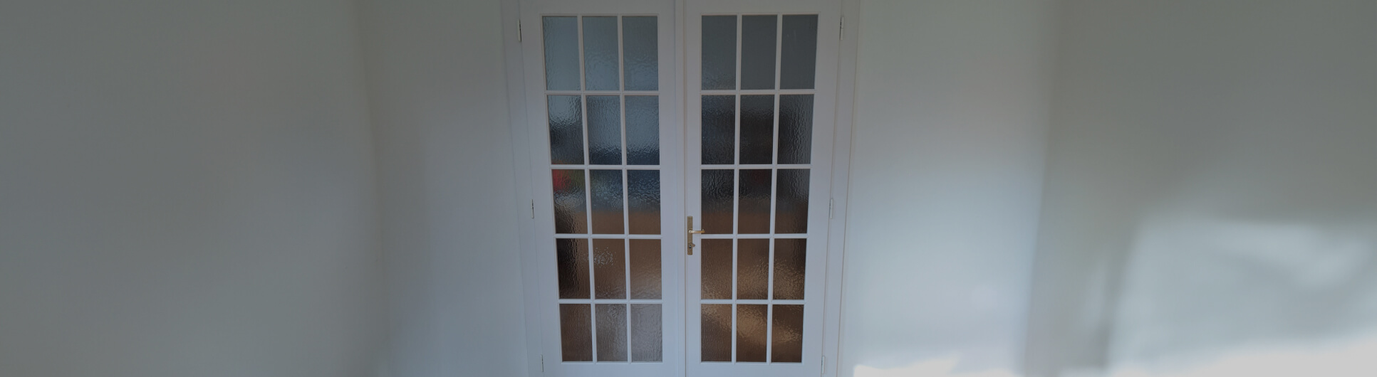 Dřevěné interiérové dveře, obložkové zárubně